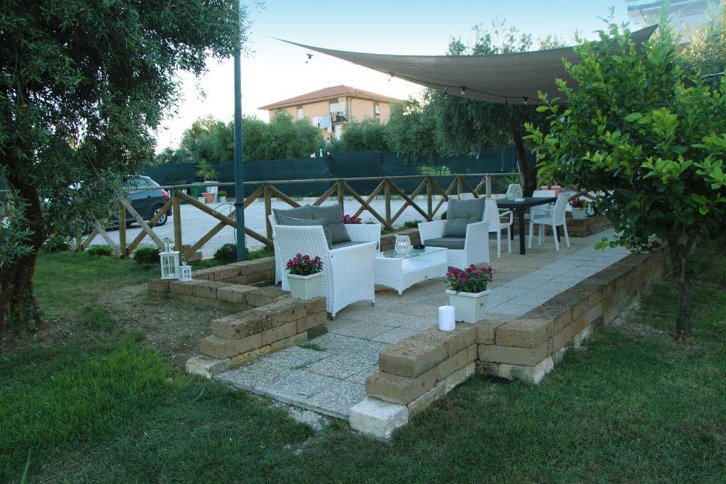 Pensione Degli Ulivi Porto SantʼElpidio Extérieur photo
