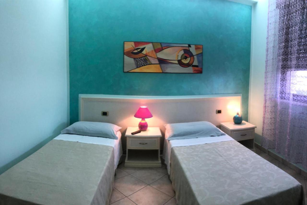 Pensione Degli Ulivi Porto SantʼElpidio Extérieur photo
