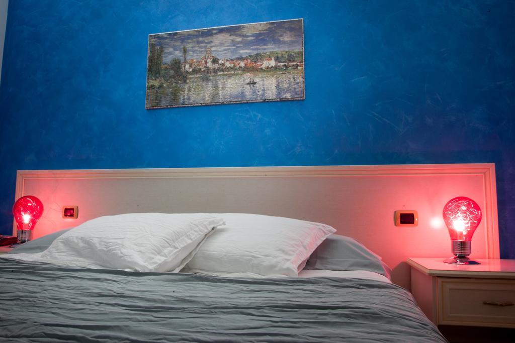 Pensione Degli Ulivi Porto SantʼElpidio Chambre photo