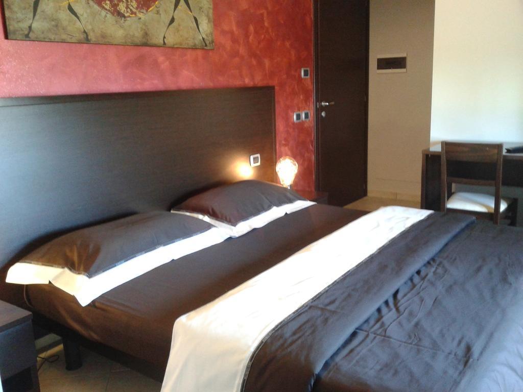 Pensione Degli Ulivi Porto SantʼElpidio Chambre photo