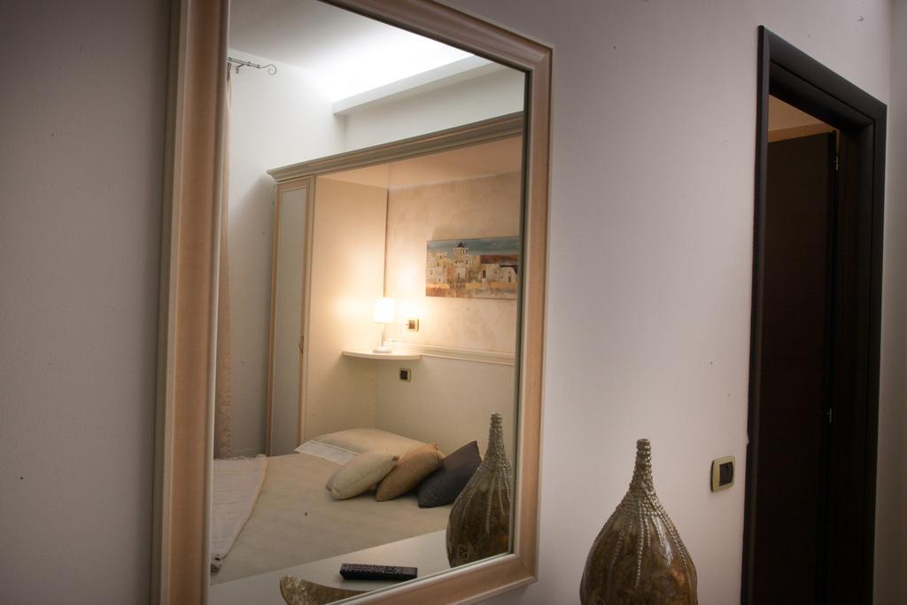 Pensione Degli Ulivi Porto SantʼElpidio Chambre photo
