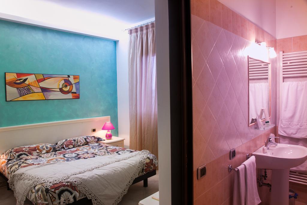 Pensione Degli Ulivi Porto SantʼElpidio Extérieur photo