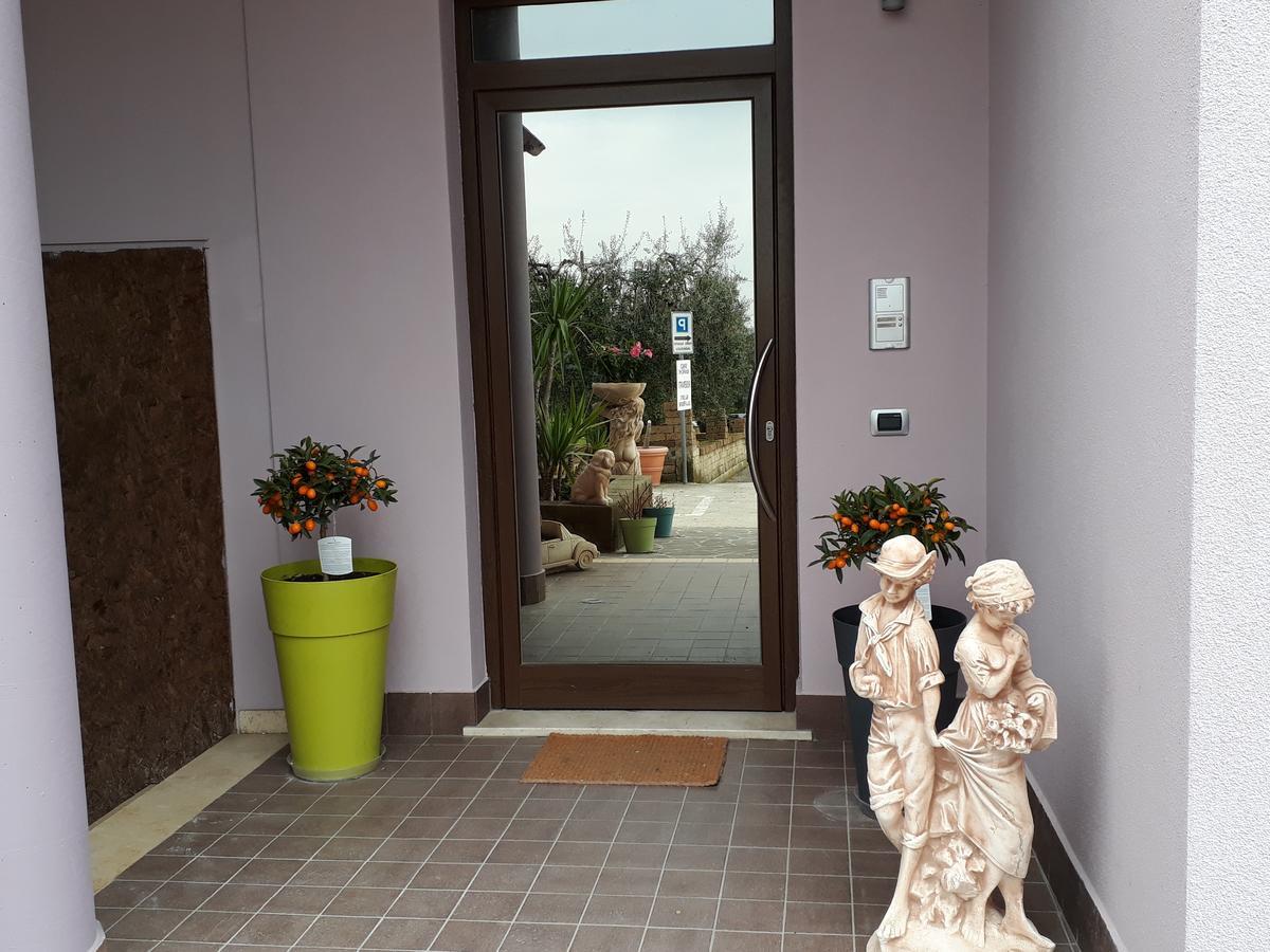 Pensione Degli Ulivi Porto SantʼElpidio Extérieur photo